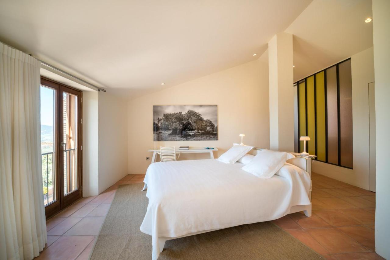 Cortijo La Almazara Hotel