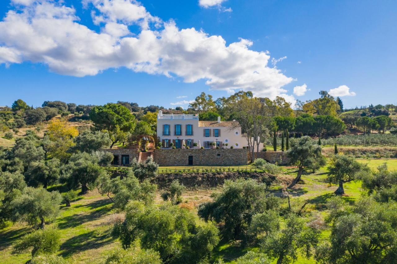 Hotel Cortijo La Almazara 3*